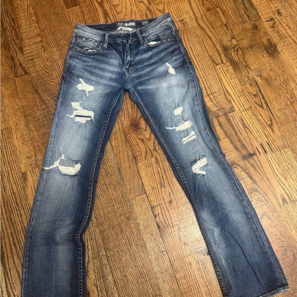 Like new 30x32 Bke Carter bootcut